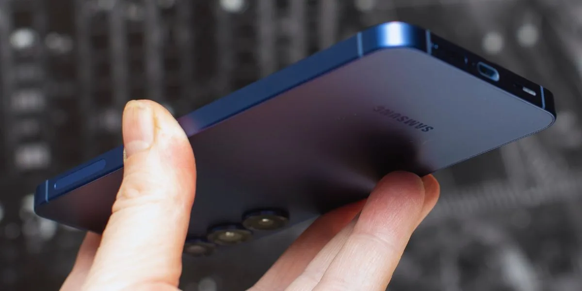 Samsung S25 Plus Vale a Pena em Moçambique?